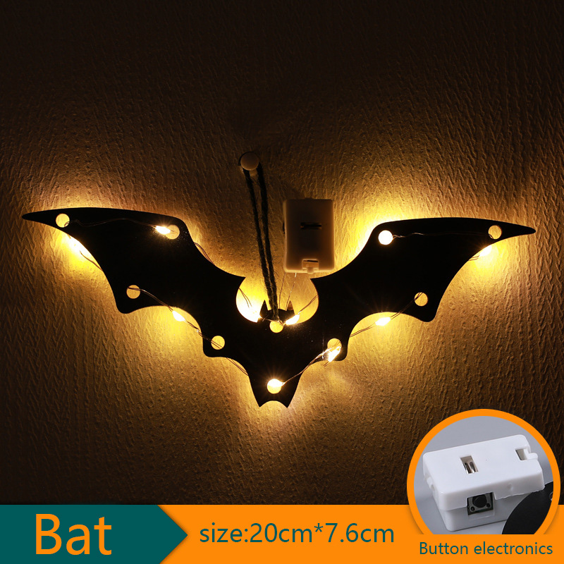 Oświetlane LED-ami Halloweenow – Outdoor Lighting On House recenzja i cena